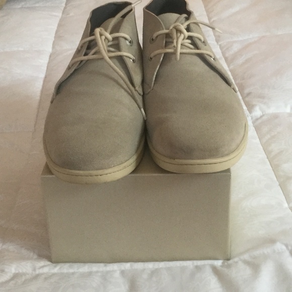 Ferragamo Mens Gray Suede Desert Chukka Boots